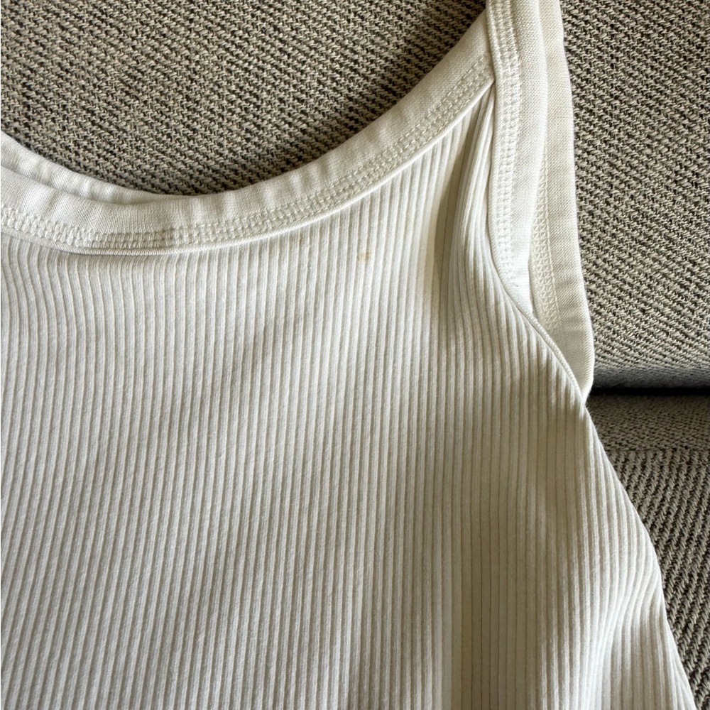 H&M White Ribbed Top - Picture 5 of 5